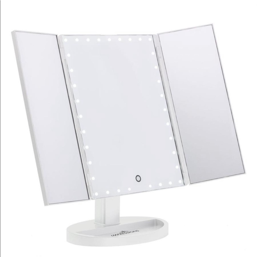 Trifold Vanity